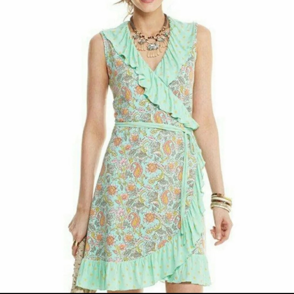 Matilda Jane Mint Green Ruffled edge floral & Paisley print wrap dress.